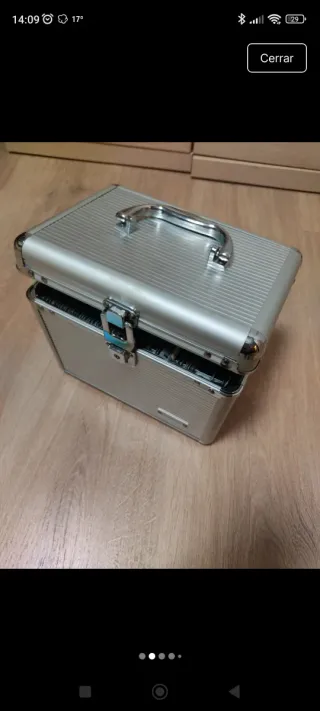 Maletín de aluminio con películas