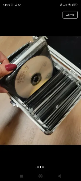 Maletín de aluminio con películas