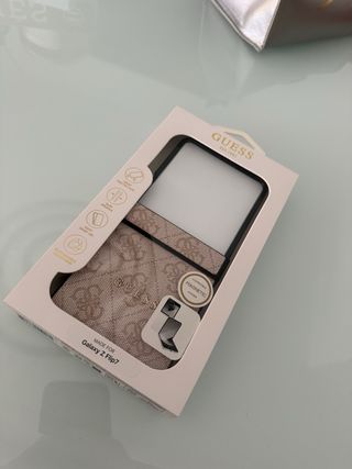Funda Guess Galaxy Z Flip7