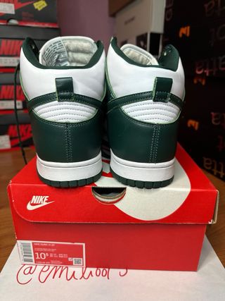 Nike Dunk Spartan Green