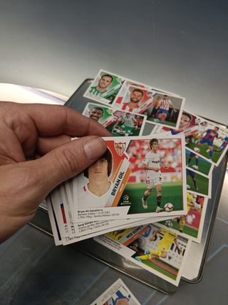 ADRENALYN ,23 cartas, variadas, trading cards, panini , liga 2019-20