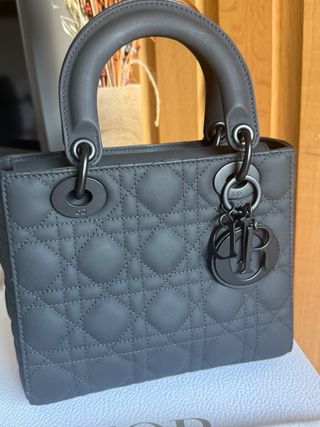 Bolso Lady Dior ultra matte black