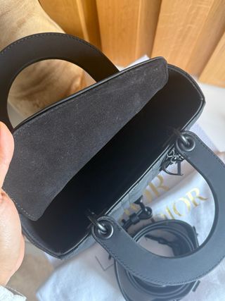 Bolso Lady Dior ultra matte black