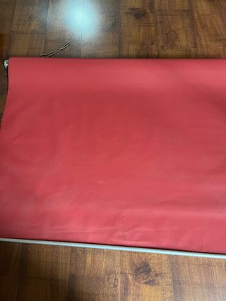 Estor enrollable rojo de IKEA