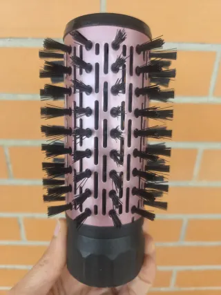 Cepillo Secador Moldeador Giratorio 4 en 1 Shara