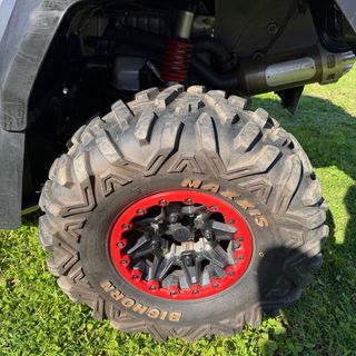 Quad Can-Am outlander 650 XMR Negro/Rojo