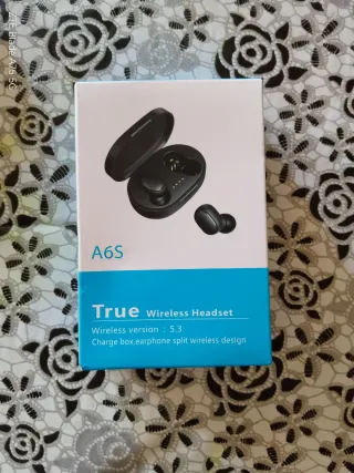 Auriculares Inalámbricos Negros