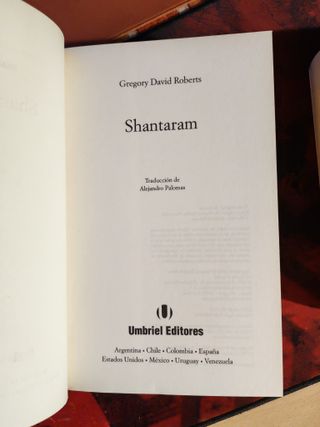 Shantaram Libro 2006 + una Edición en Inglés