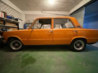 SEAT 124 1980