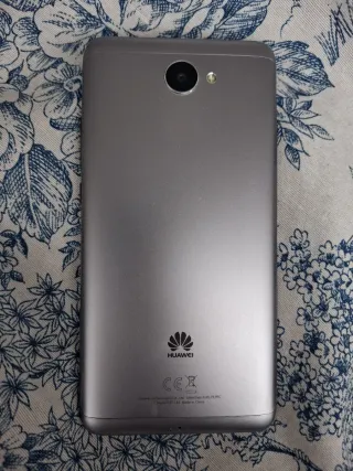 HUAWEI Y7