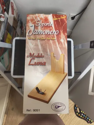 Soporte Jamonero Indesur Modelo Luna