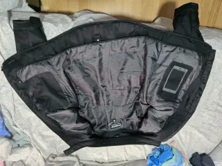 Chaqueta de moto negra