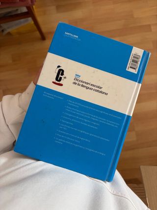 NOU DICCIONARI ESCOLAR DE LA LLENGUA CATALANA