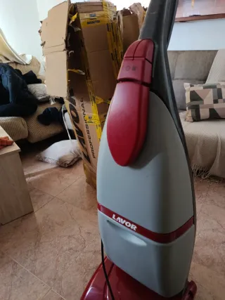 Máquina limpieza de suelo