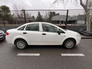 FIAT Linea 2009