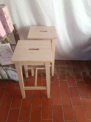 2 Taburetes Madera y Metal
