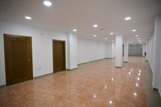 Local centrico 125m2 , reformado,  del propietario