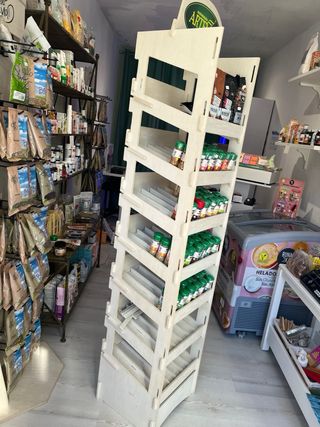 Expositores Tienda Madera