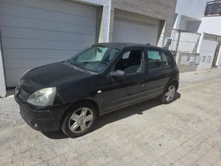 Renault Clio 2004