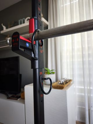 Rack + banco + 2 barras / mancuernas para gimnasio