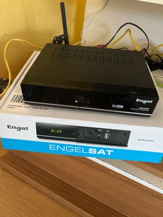 Receptor Engel RS8100HD PVR HD SAT