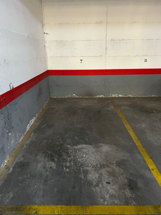 Alquiler garaje Barriada Santa Cristina Málaga