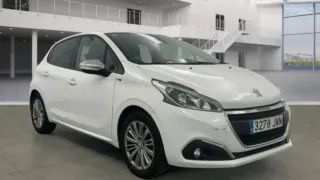 Peugeot 208 2016