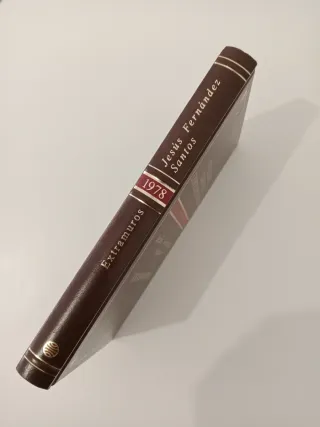 Extramuros. Jesús Fernández Santos