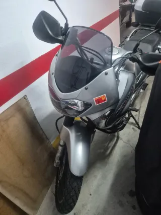 Honda Transalp Adventure Moto