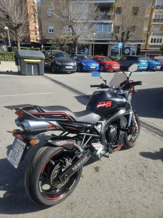 Yamaha FZ6 Naked 35.200 km
