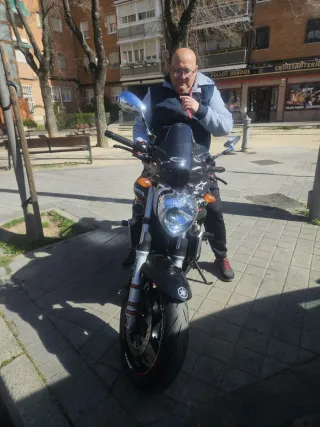 Yamaha FZ6 Naked 35.200 km