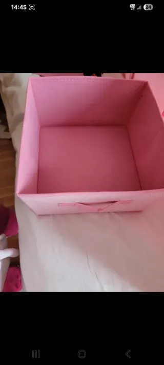 Organizador de armario rosa