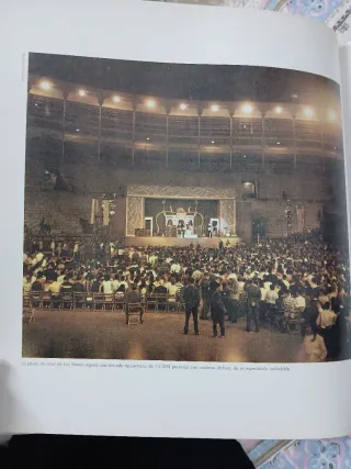 Olé, Beatles: Conciertos de 1965, "beatlemanía"...