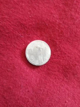 Moneda muy antigua encontrada en exploración