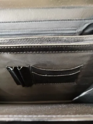 Maletín Prada Negro Polipiel