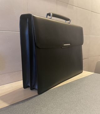 Cartella pelle vitello nera a 2 soffietti