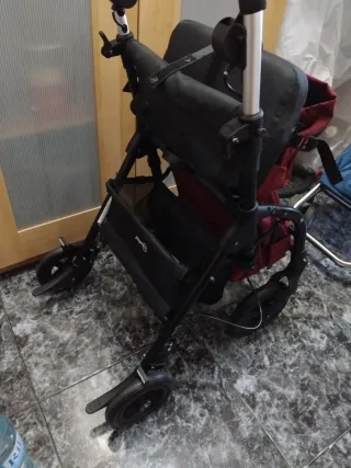 Carro andador con asiento Playcare