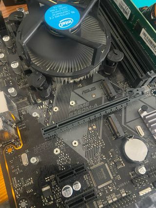 Placa Base ASUS + I3 8100 + 4Gb ram