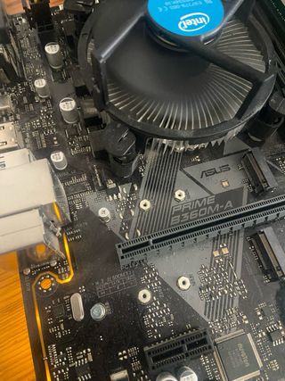 Placa Base ASUS + I3 8100 + 4Gb ram