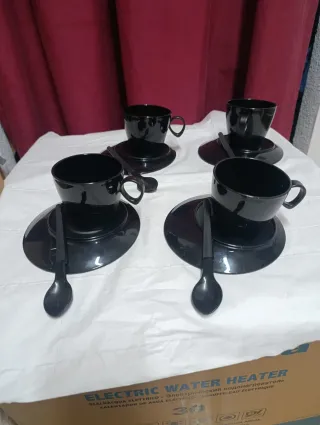 Juego Tazas Café con Espumador de Leche Tupperware