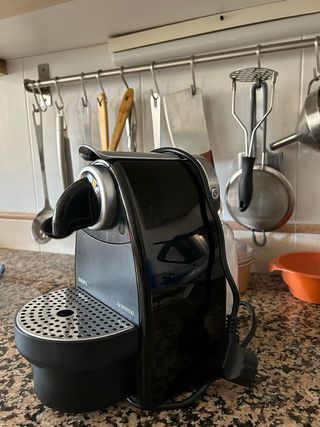 Cafetera Krups Nespresso Negra