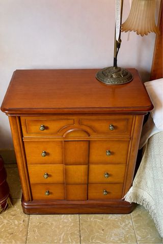 Mesilla de Noche Vintage de Madera de Cerezo