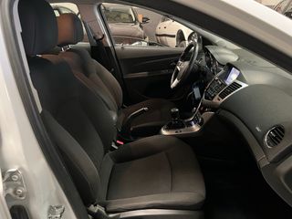 Chevrolet Cruze 2012