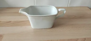 Vajilla completa de porcelana blanca