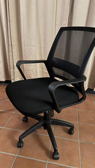 Silla de escritorio negra