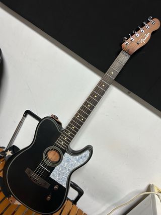 Fender Acoustasonic Standard Negra
