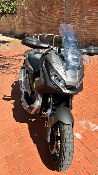 Honda X-ADV 750 Gris Automática