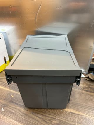 EMUCA - Cubos de Basura bajo Fregadero con fijación