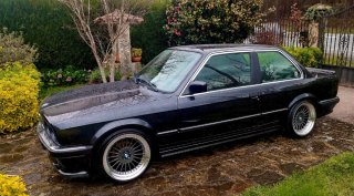 BMW e30 325i