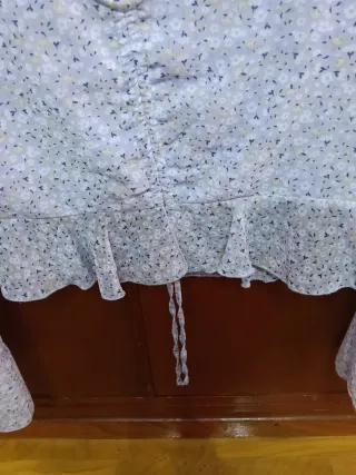 Blusa Divided floral manga larga XS